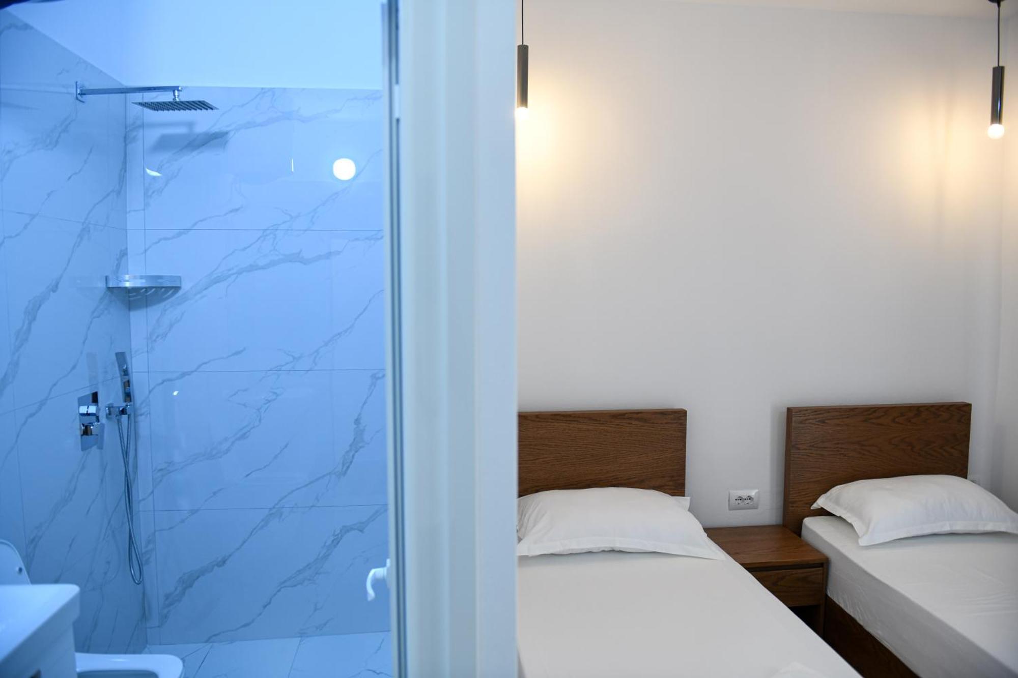 Guest House Cela City Centre Berat Luaran gambar