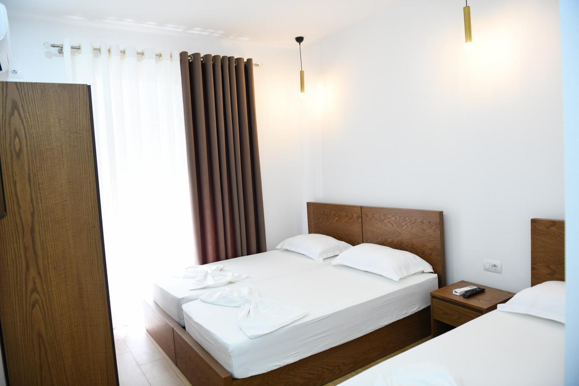 Guest House Cela City Centre Berat Luaran gambar