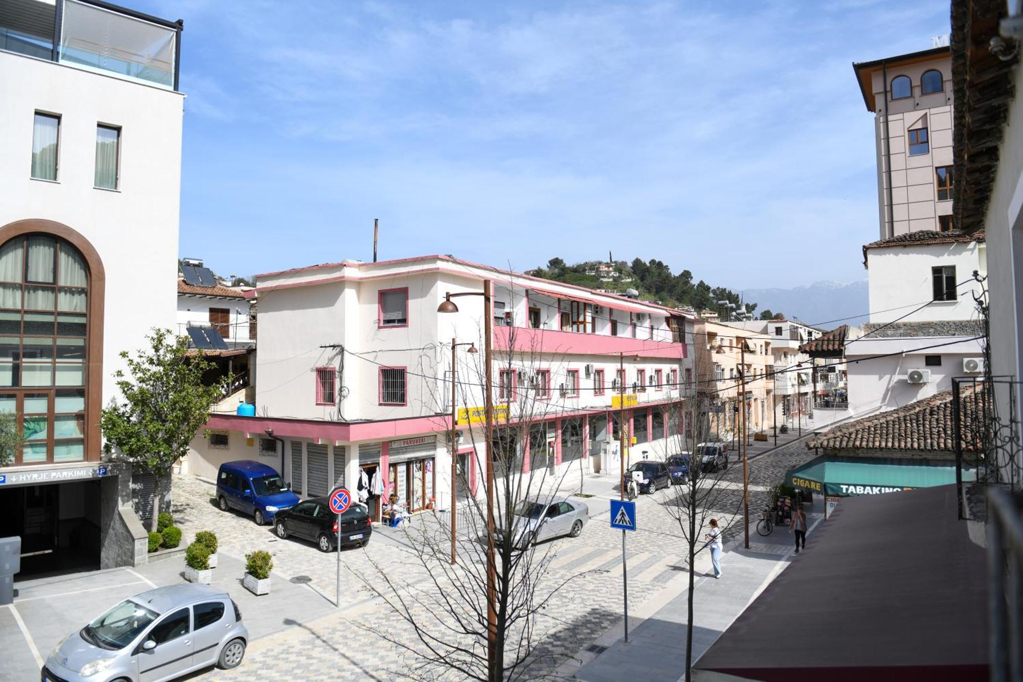 Guest House Cela City Centre Berat Luaran gambar